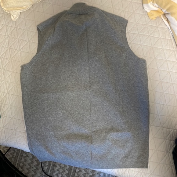 Mint Peter Millar vests. Grey and navy. Worn maybe two times each - Picture 3 of 6